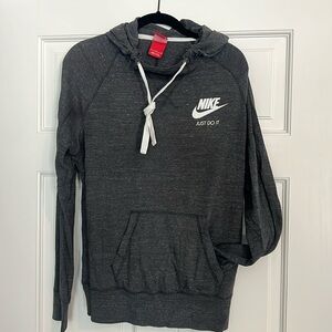 Nike lightweight hooded shirt